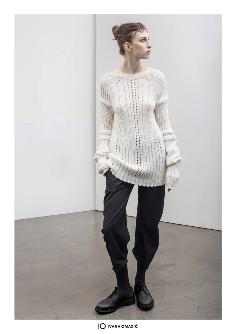 IO Ivana Omazic AW2017_low_Page_11