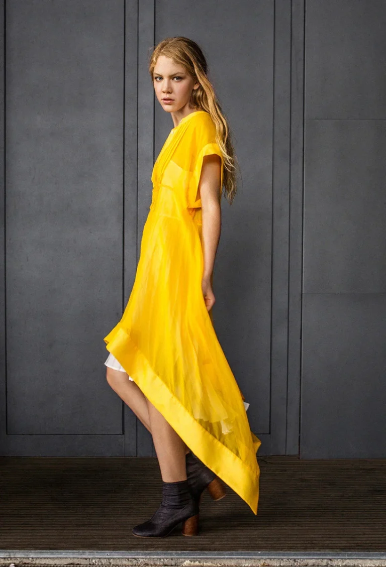 IO_Ivana_Omazic_SS18_low_08-816x1200